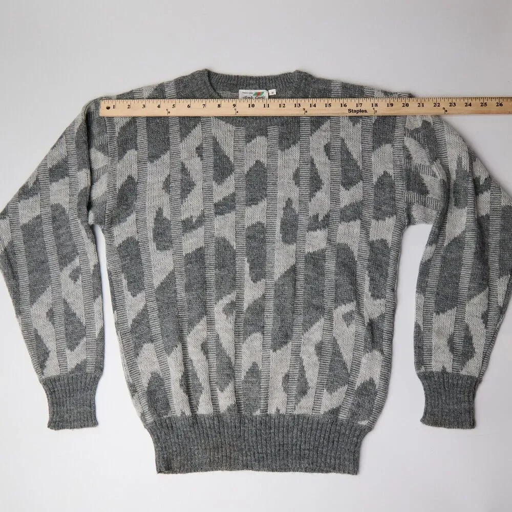 Vtg Monte Carlo Grandpa Sweater Men’s M Gray Geometric 3D Ribbed tight Knit